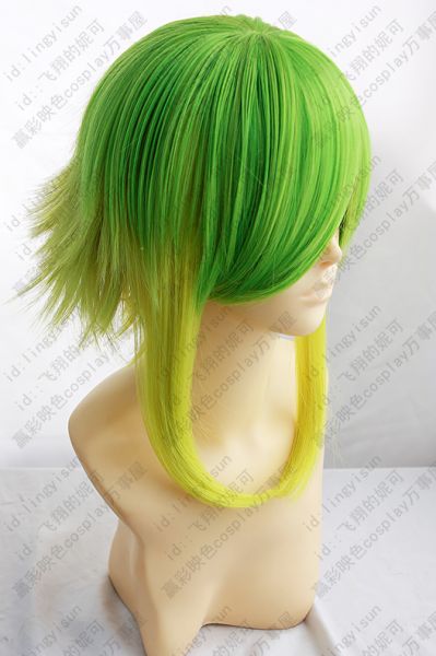 Peruca Verde com Mechas Amarelas Curta Repicada PCV61